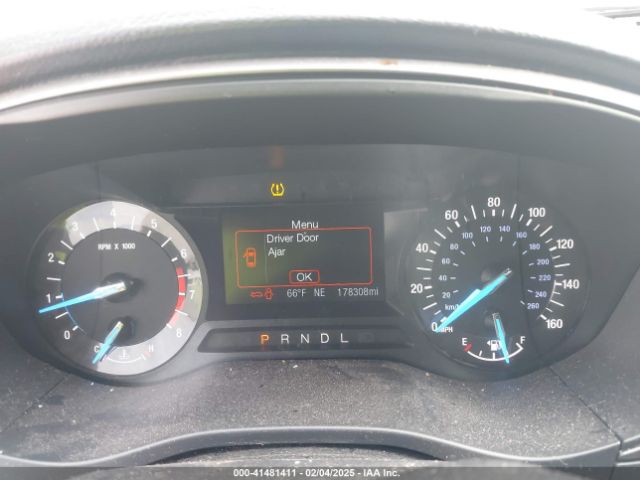 3FA6P0H75HR374936 Ford FUSION SE