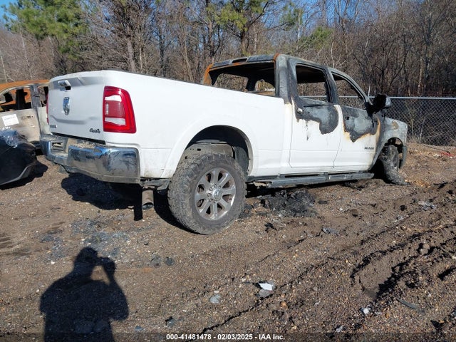 3C6UR5FL5KG576615 RAM 2500