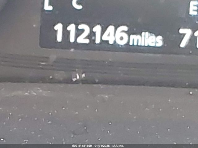 JA4AD2A38KZ010698 Mitsubishi Outlander Es