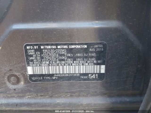 JA4AD2A38KZ010698 Mitsubishi Outlander Es