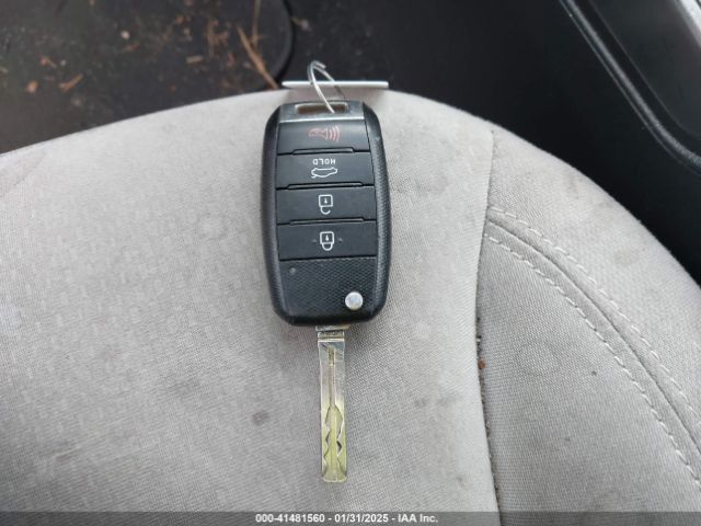 5XXGM4A73EG282601 KIA Optima Lx