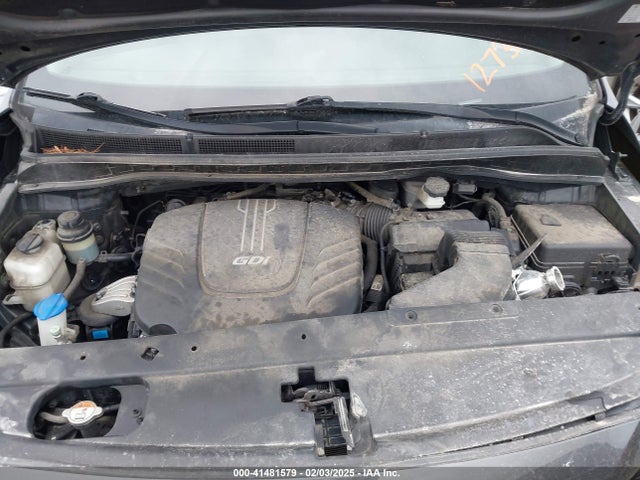 KIA SEDONA LX 2016 KNDMB5C17G6127395 Image 10