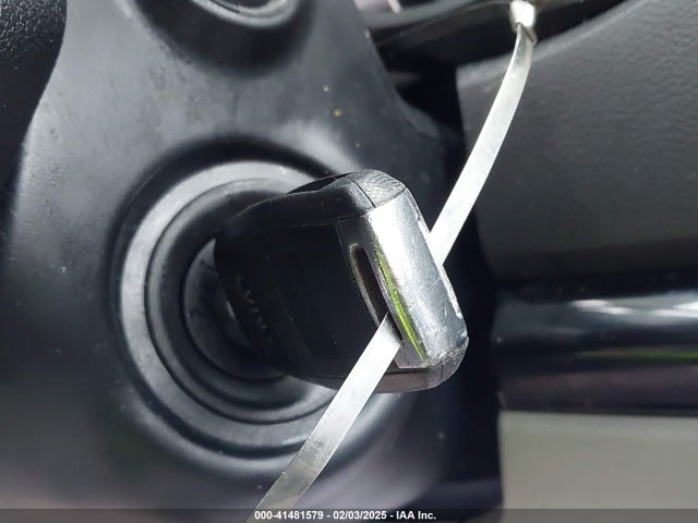 KIA SEDONA LX 2016 KNDMB5C17G6127395 Image 11
