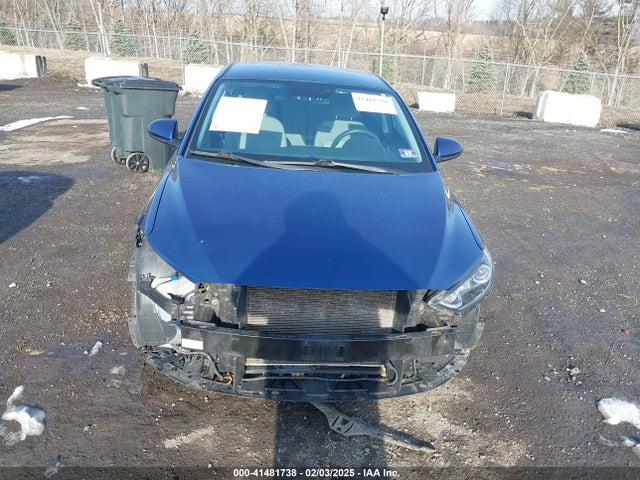 Hyundai ELANTRA SE 2017 5NPD84LF0HH180872 Image 12