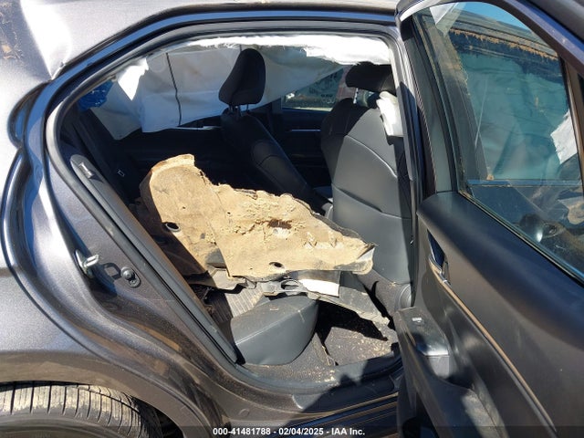 4T1G11AK9LU956197 Toyota CAMRY SE