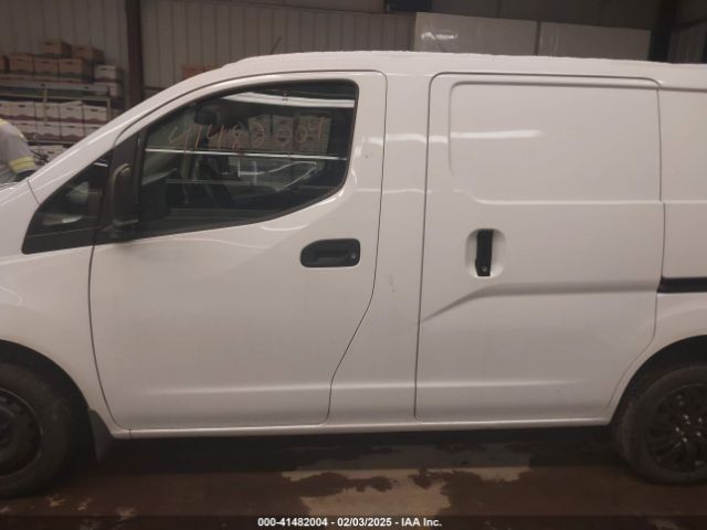 3N6CM0KN9JK705008 Nissan Nv200 S