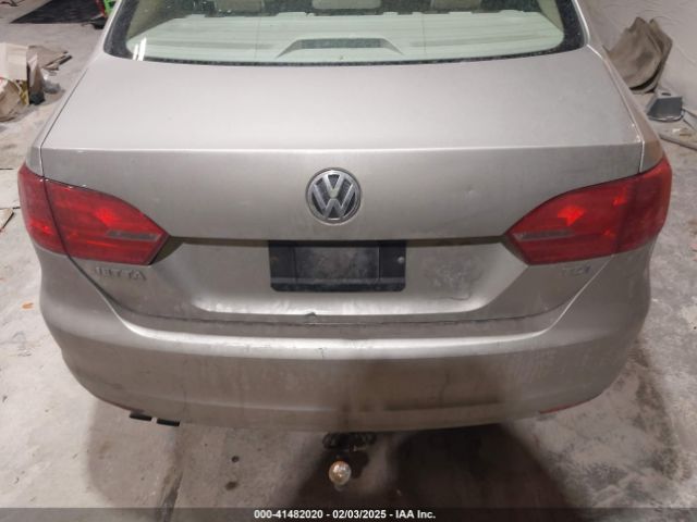 3VW3L7AJ6EM237033 Volkswagen Jetta 2.0l Tdi