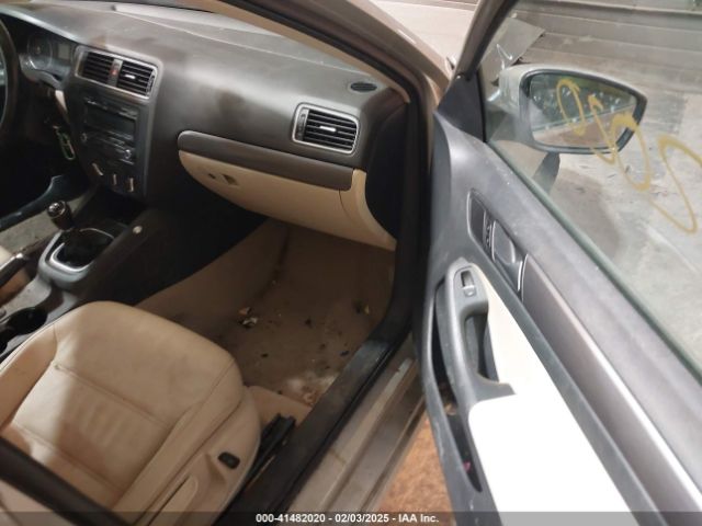3VW3L7AJ6EM237033 Volkswagen Jetta 2.0l Tdi