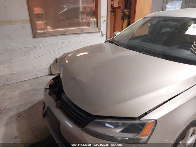 3VW3L7AJ6EM237033 Volkswagen Jetta 2.0l Tdi
