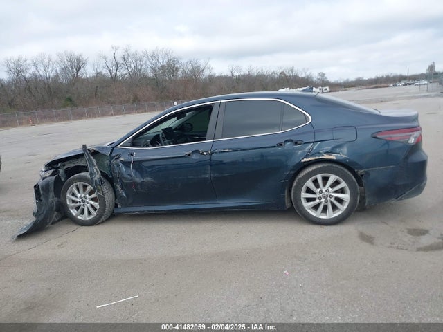 4T1C11AK0MU536358 Toyota CAMRY LE