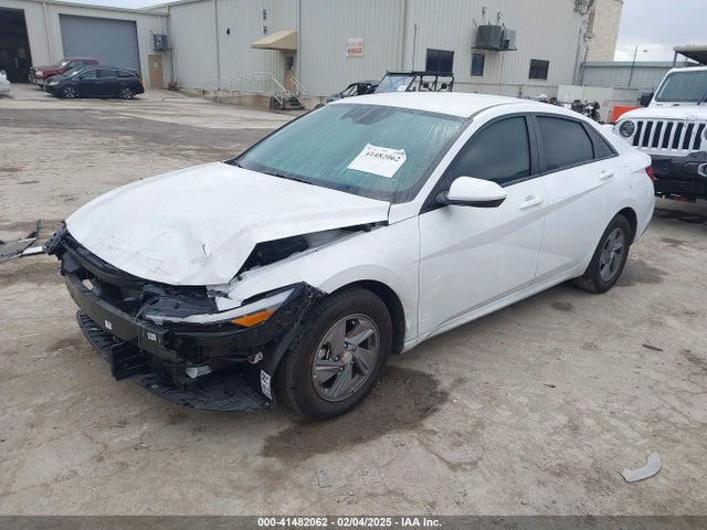 KMHLL4DG4RU851495 Hyundai ELANTRA SE