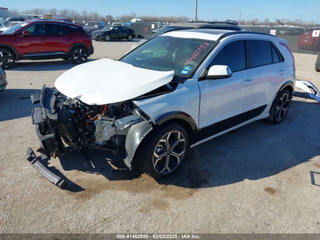 KNDCR3LE0R5146510 KIA Niro Ex Touring