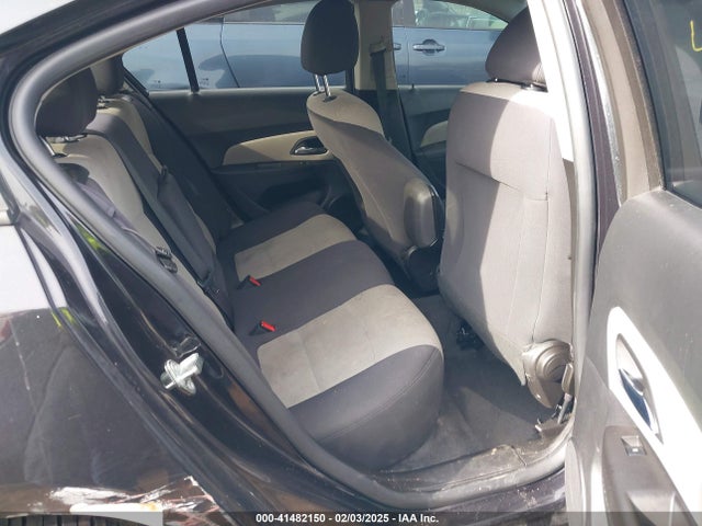 1G1PA5SG5E7472706 Chevrolet Cruze Ls Auto