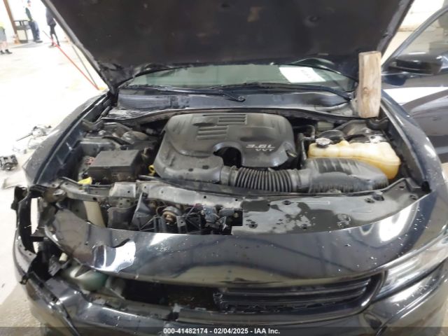 2C3CDXHG2FH889971 Dodge Charger Sxt