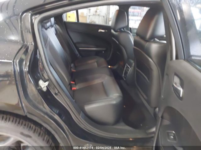 2C3CDXHG2FH889971 Dodge Charger Sxt