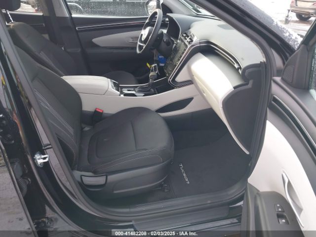 5NMJBCDE3RH415381 Hyundai TUCSON SEL