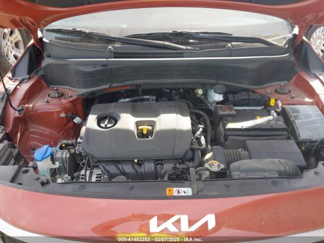 KNDEU2AA3R7638440 KIA SELTOS S