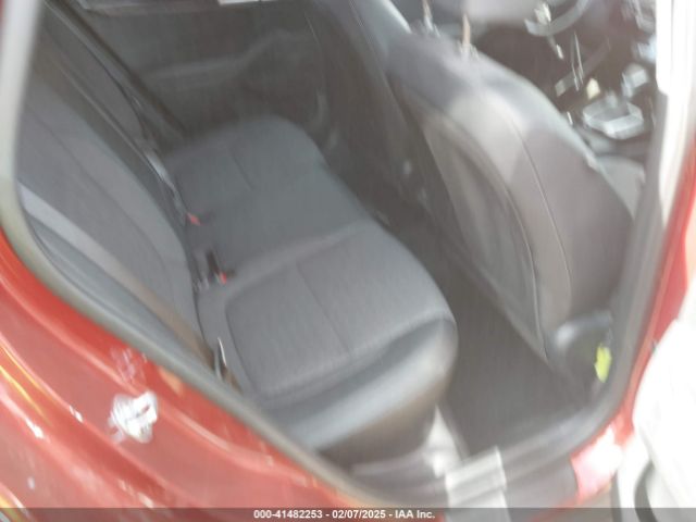 KNDEU2AA3R7638440 KIA SELTOS S