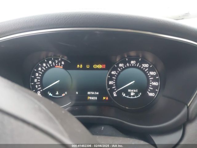 5LMCJ3D98HUL35184 Lincoln Mkc Reserve