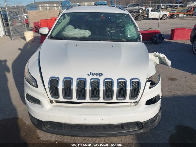 Jeep Cherokee Latitude 2016 1C4PJMCS7GW239908 Image 13