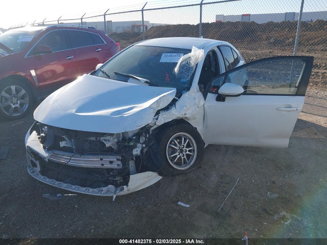 JTDEAMDE1NJ037740 Toyota Corolla Hybrid Le