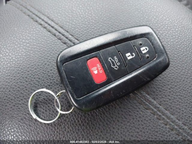 2T3J1RFV8KC002037 Toyota Rav4 Adventure