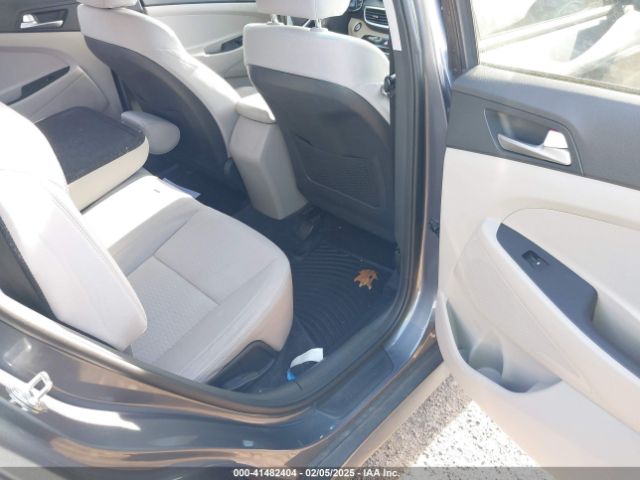 KM8J3CA40MU293178 Hyundai Tucson Value