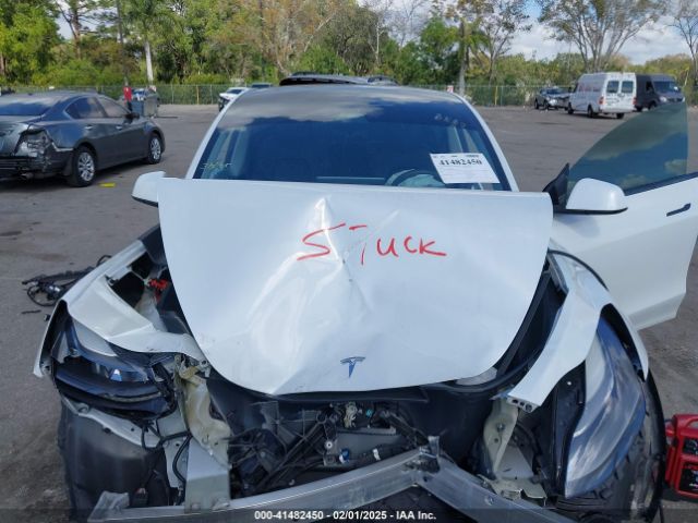 7SAYGDEF8NF469111 Tesla Model Y Performance Dual Motor All-wheel Drive