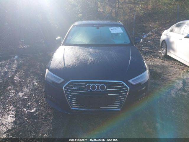WAUTPBFF0JA062975 Audi A3 E-tron 1.4t Premium/1.4t Tech Premium