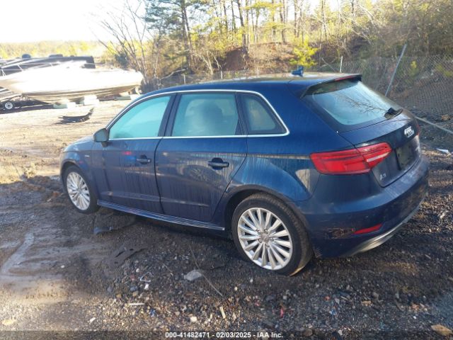 WAUTPBFF0JA062975 Audi A3 E-tron 1.4t Premium/1.4t Tech Premium