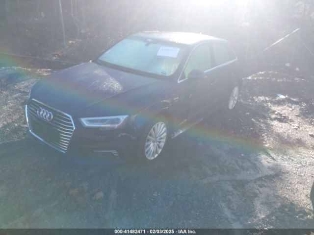 WAUTPBFF0JA062975 Audi A3 E-tron 1.4t Premium/1.4t Tech Premium