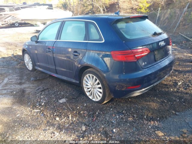 WAUTPBFF0JA062975 Audi A3 E-tron 1.4t Premium/1.4t Tech Premium
