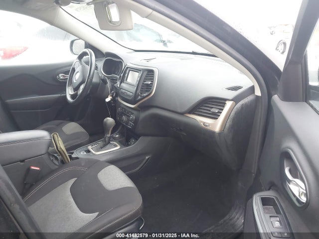 Jeep Cherokee Latitude 2014 1C4PJMCB7EW320470 Image 5