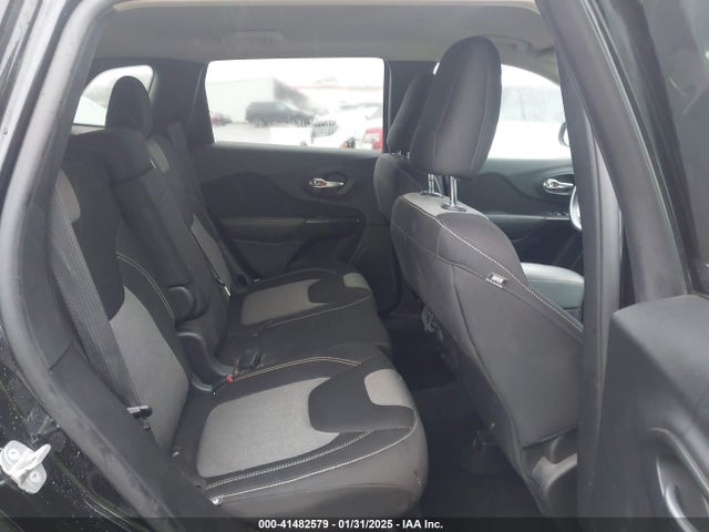 Jeep Cherokee Latitude 2014 1C4PJMCB7EW320470 Image 8