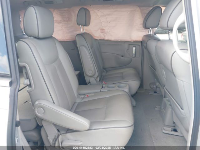 JN8AE2KP6F9122558 Nissan Quest Sl