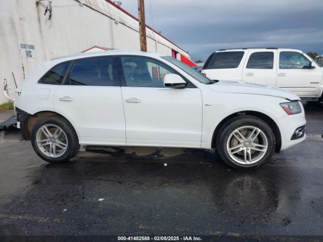 WA1DGAFP9FA117516 Audi Q5 3.0t Premium Plus