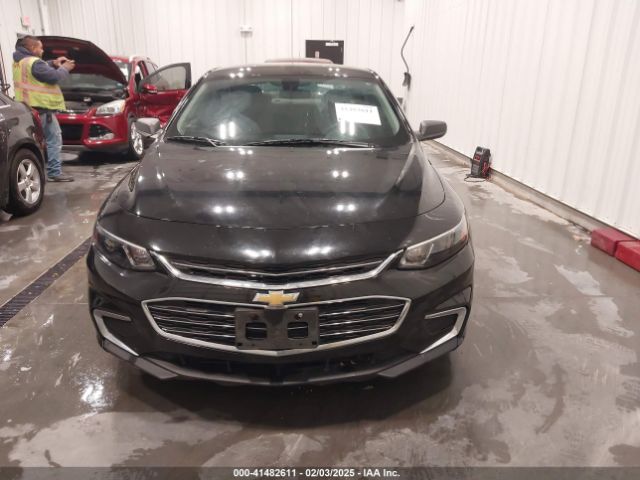 1G1ZB5ST4JF257921 Chevrolet Malibu 1ls