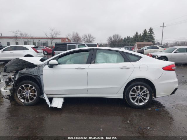 3FA6P0H74LR155667 Ford FUSION SE