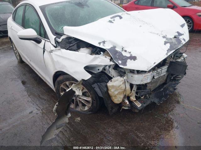 3FA6P0H74LR155667 Ford FUSION SE