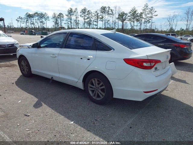 Hyundai SONATA SE 2015 5NPE24AF9FH105271 Image 3