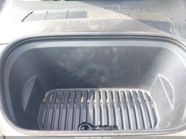 2021 TESLA MODEL Y 5YJYGDEE0MF069451 Photo 9