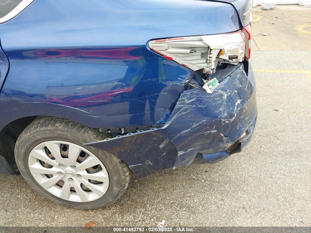 3N1AB7AP7HY392112 Nissan SENTRA S