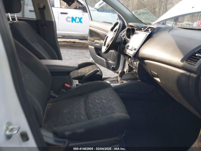 2023 MITSUBISHI OUTLANDER SPORT JA4ARUAU4PU009042 Photo 4