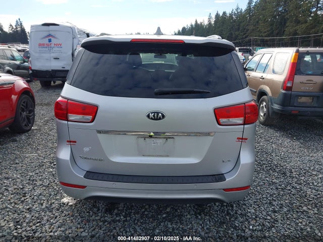 KIA SEDONA LX 2016 KNDMB5C14G6092993 Image 16