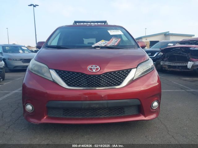 5TDXZ3DC3HS779123 Toyota Sienna Se 8 Passenger