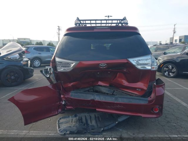 5TDXZ3DC3HS779123 Toyota Sienna Se 8 Passenger