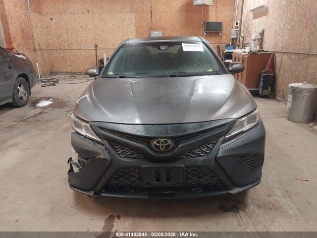 4T1B11HK3JU659309 Toyota CAMRY SE