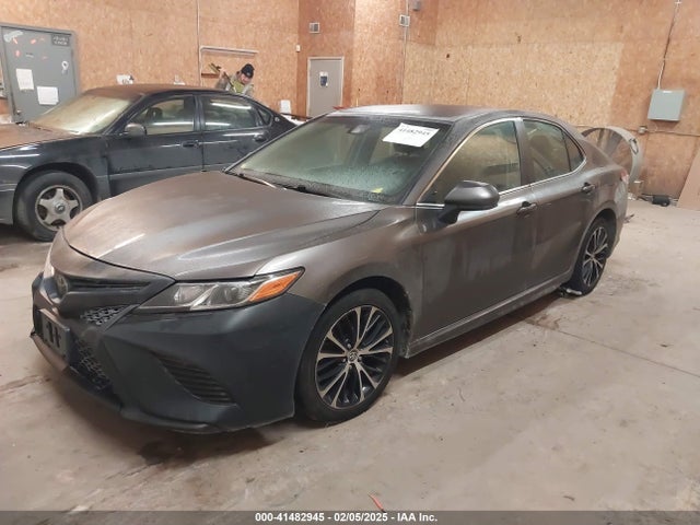 4T1B11HK3JU659309 Toyota CAMRY SE