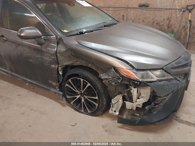 4T1B11HK3JU659309 Toyota CAMRY SE