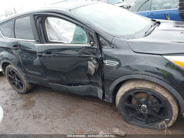 1FMCU9G90EUA14390 Ford ESCAPE SE